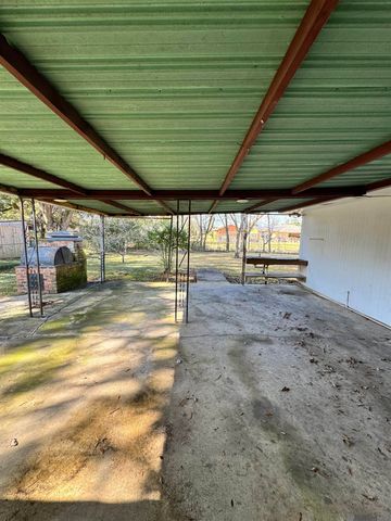 9153 Sharon Hills St, Baton Rouge, LA 70811