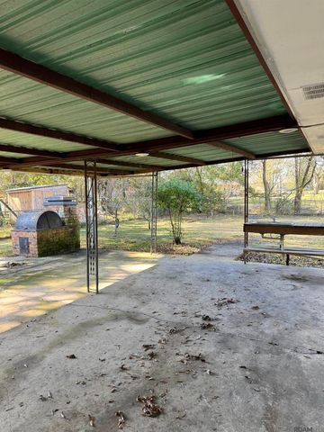 9153 Sharon Hills St, Baton Rouge, LA 70811