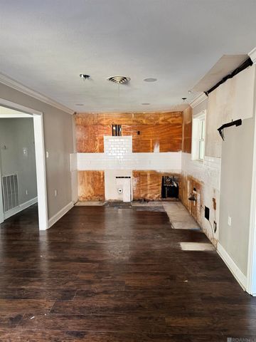 9153 Sharon Hills St, Baton Rouge, LA 70811