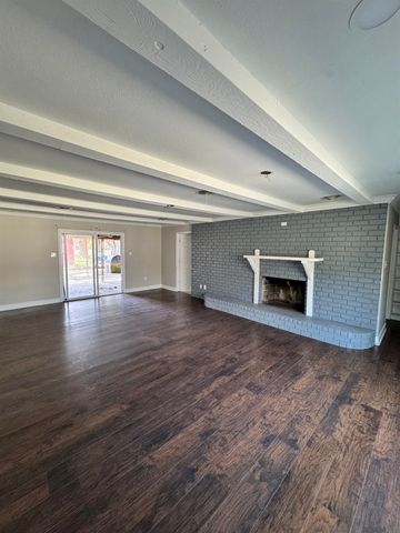 9153 Sharon Hills St, Baton Rouge, LA 70811