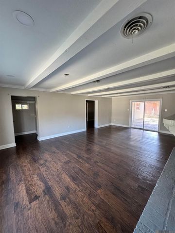 9153 Sharon Hills St, Baton Rouge, LA 70811