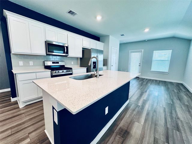 1118 Amistad Loop, College Station, TX 77845