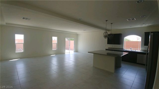 9896 Panther Hollow Street, Las Vegas, NV 89141