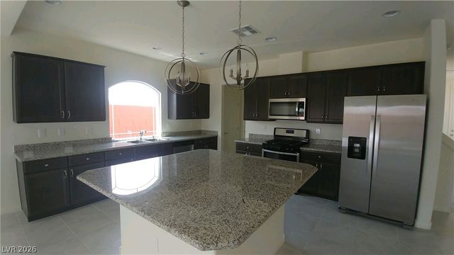 9896 Panther Hollow Street, Las Vegas, NV 89141