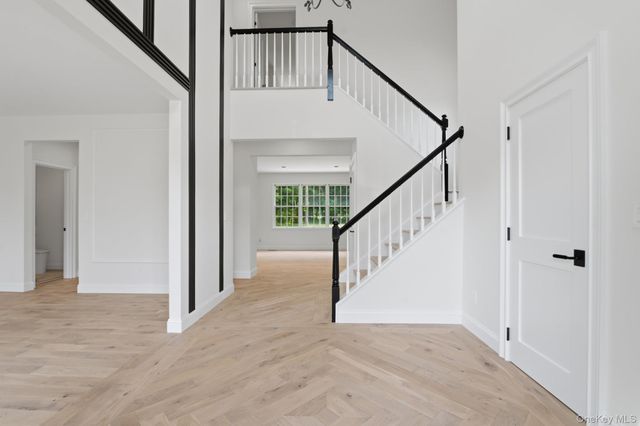 28 Hynard Place, Baldwin Place, NY 10505