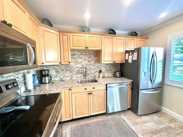 18 Colonial Club Drive 104, Boynton Beach, FL 33435