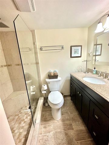 18 Colonial Club Drive 104, Boynton Beach, FL 33435