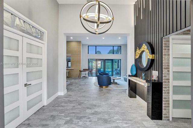 3222 Beechberry Cir, Davie, FL 33328