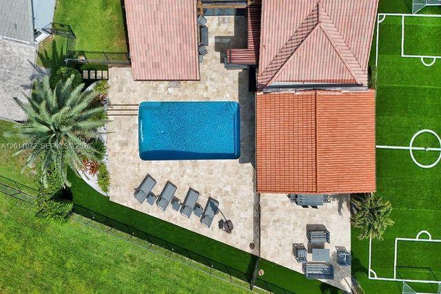 3222 Beechberry Cir, Davie, FL 33328