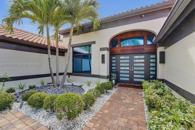 3222 Beechberry Cir, Davie, FL 33328