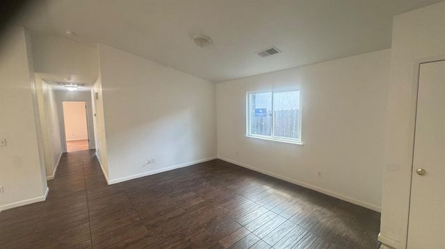 1813 Josephine Avenue, Corcoran, CA 93212