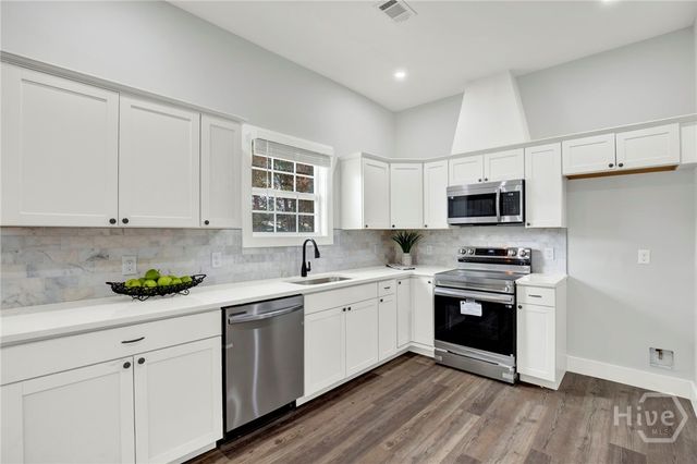 2119 Harden Street, Savannah, GA 31415