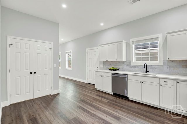 2119 Harden Street, Savannah, GA 31415