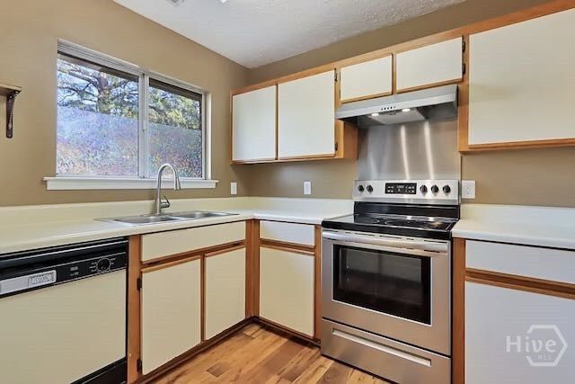 12 Brown Thrasher Court, Richmond Hill, GA 31324