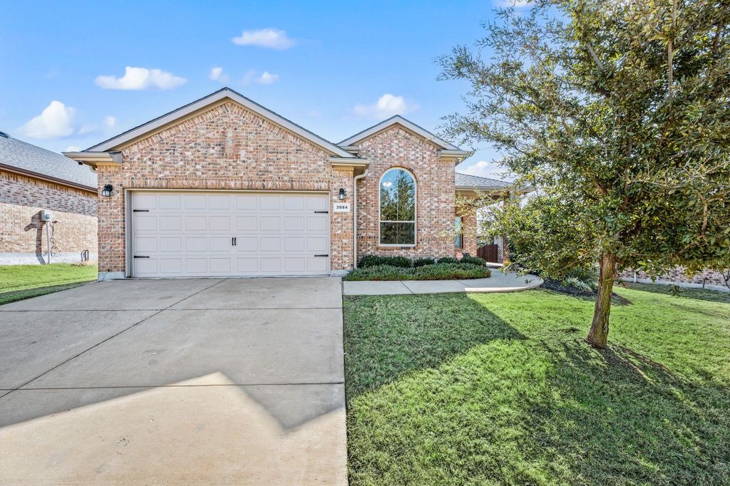 3984 Kennedy Ranch Road, Fort Worth, TX 76262