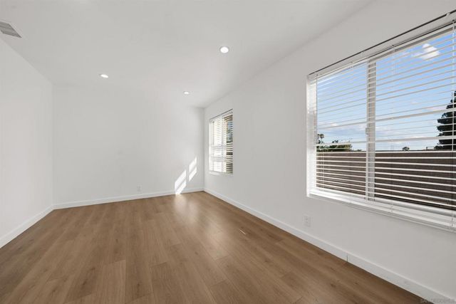 9250 Sunland Blvd 34, Sun Valley, CA 91352