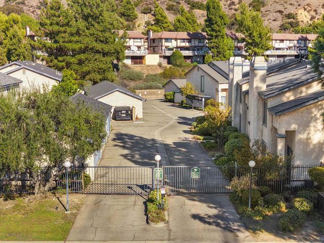 9250 Sunland Blvd 34, Sun Valley, CA 91352