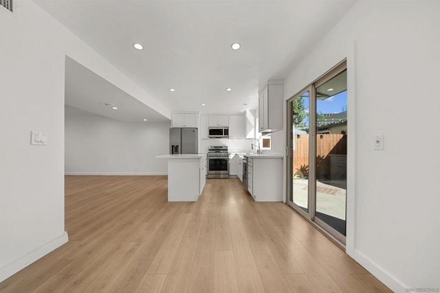 9250 Sunland Blvd 34, Sun Valley, CA 91352