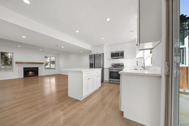 9250 Sunland Blvd 34, Sun Valley, CA 91352