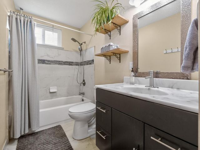 711 Bronte Avenue, Watsonville, CA 95076