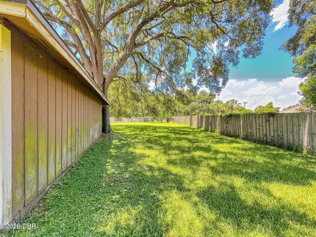 702 Ichabod Court, Port Orange, FL 32127