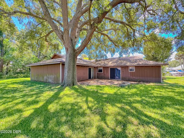 702 Ichabod Court, Port Orange, FL 32127