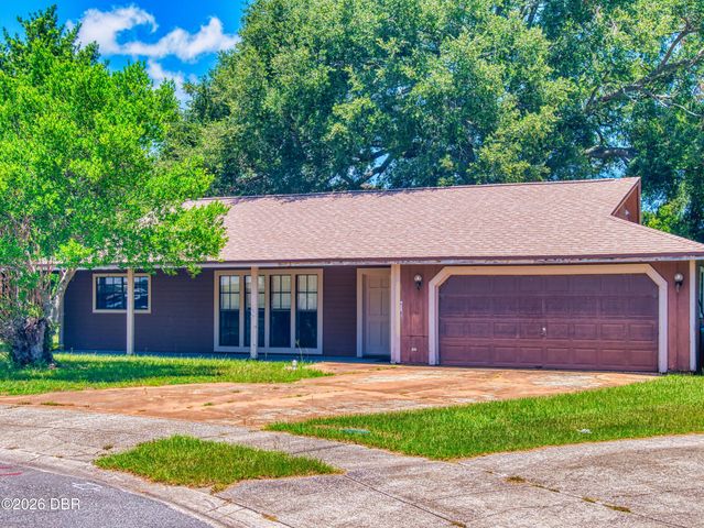 702 Ichabod Court, Port Orange, FL 32127