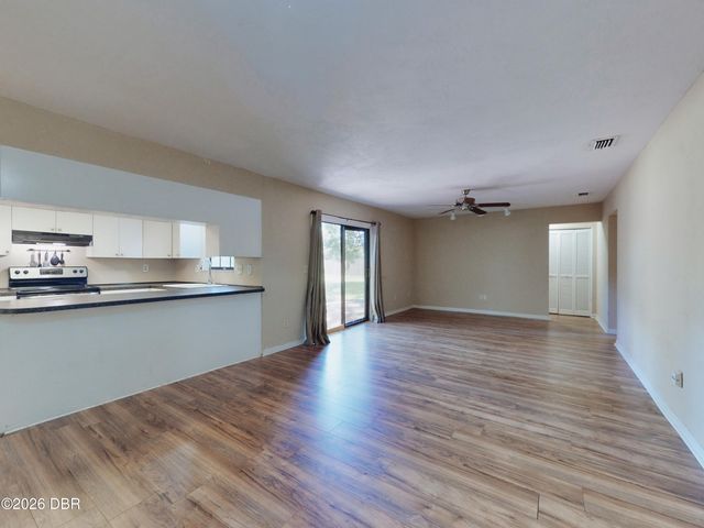702 Ichabod Court, Port Orange, FL 32127