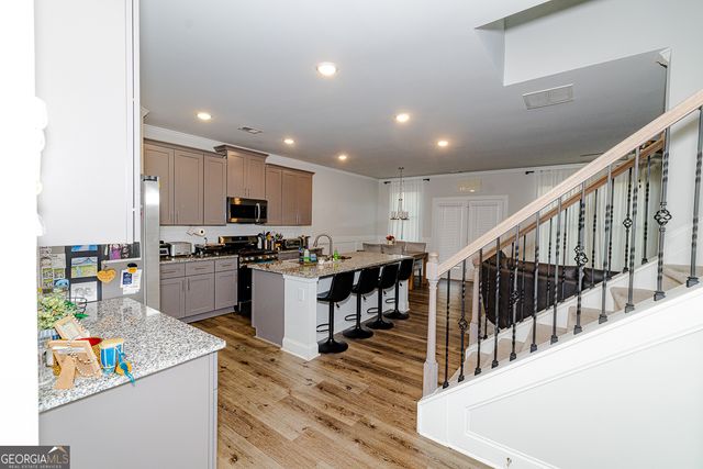 1112 Sunny Valley Lane, Braselton, GA 30517