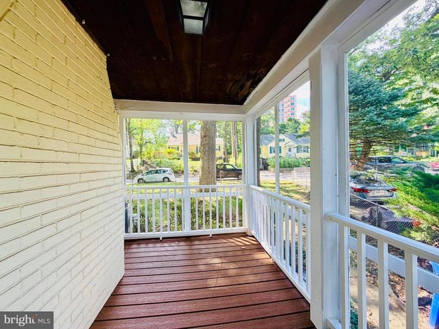 907 HERON DR, Silver Spring, MD 20901