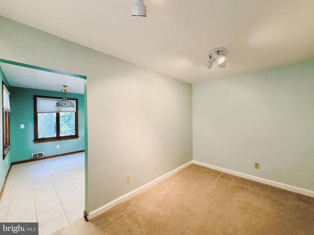 907 HERON DR, Silver Spring, MD 20901