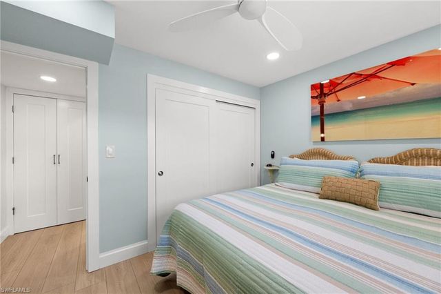 1021 3rd ST S 108, Naples, FL 34102