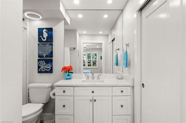 1021 3rd ST S 108, Naples, FL 34102