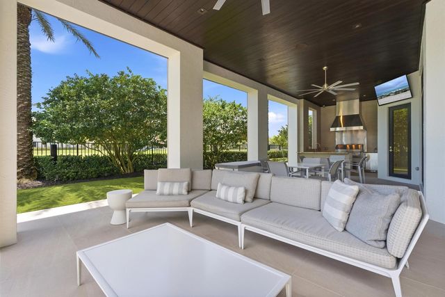 9105 Pintura Way, Boca Raton, FL 33496