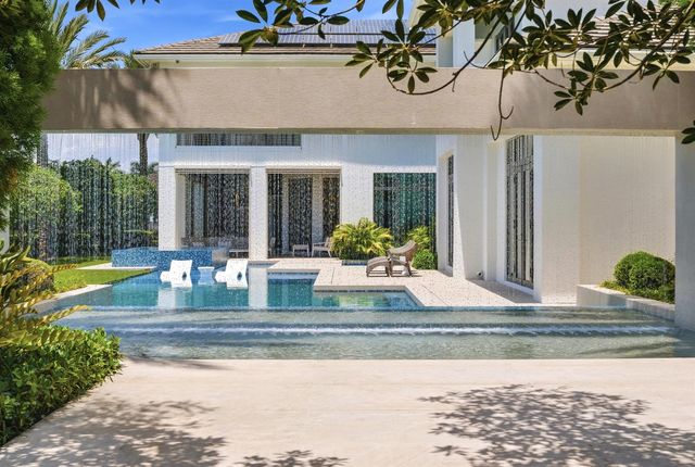 9105 Pintura Way, Boca Raton, FL 33496