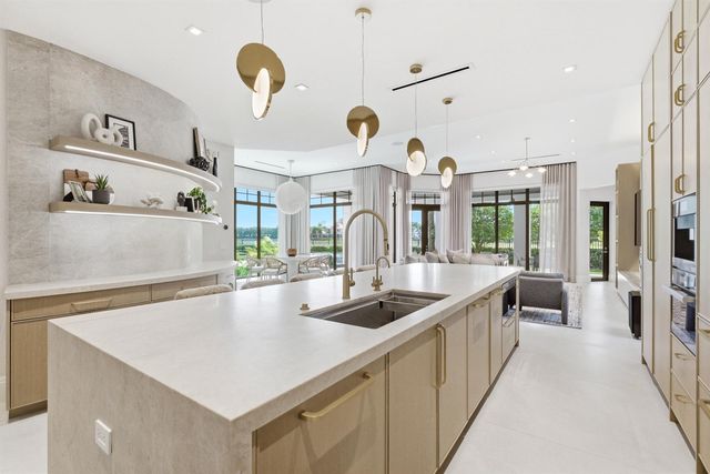 9105 Pintura Way, Boca Raton, FL 33496