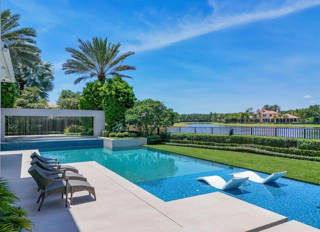 9105 Pintura Way, Boca Raton, FL 33496