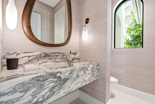 9105 Pintura Way, Boca Raton, FL 33496