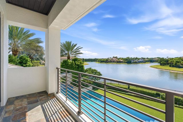 9105 Pintura Way, Boca Raton, FL 33496