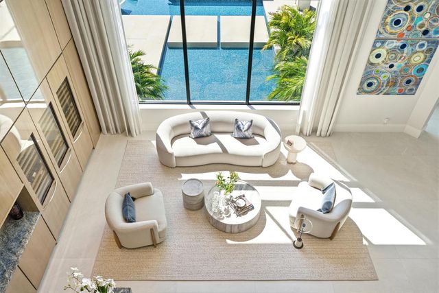 9105 Pintura Way, Boca Raton, FL 33496