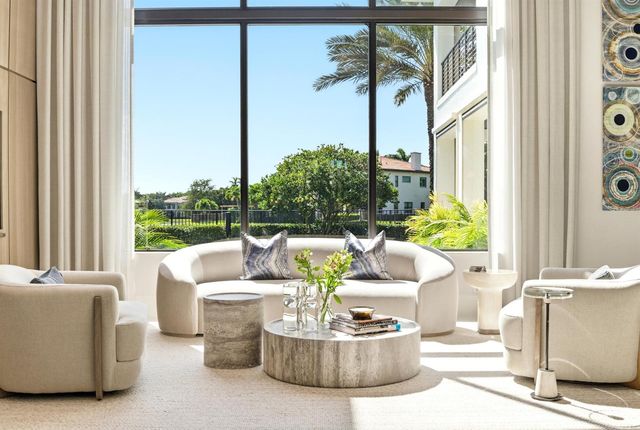 9105 Pintura Way, Boca Raton, FL 33496