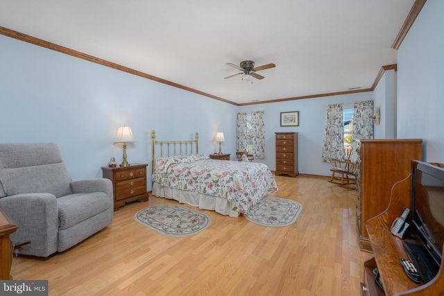 679 CASCADE DR S, Mount Laurel, NJ 08054