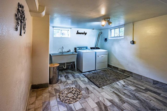 3613 CAPITOL AVE, Cheyenne, WY 82001