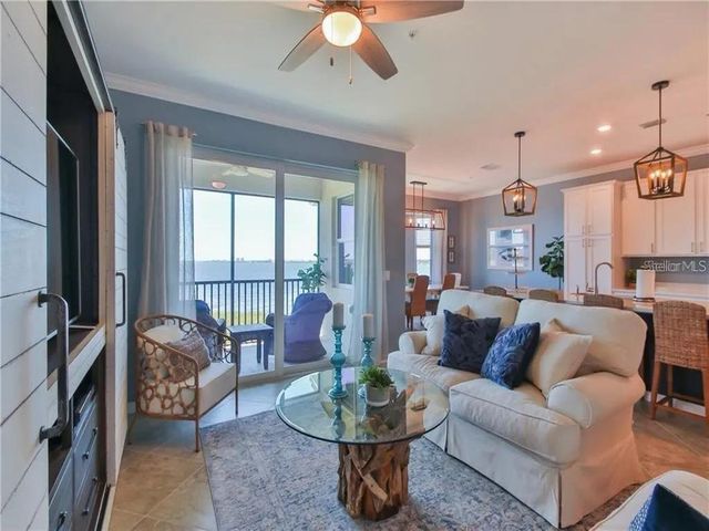 850 TIDEWATER SHORES LOOP 402, Bradenton, FL 34208