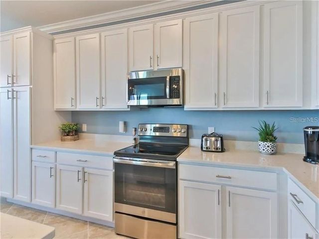 850 TIDEWATER SHORES LOOP 402, Bradenton, FL 34208