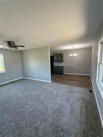 1515 Alleghany Street, Burlington, KS 66839