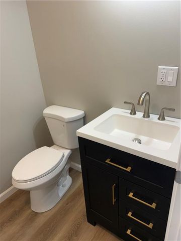 1515 Alleghany Street, Burlington, KS 66839