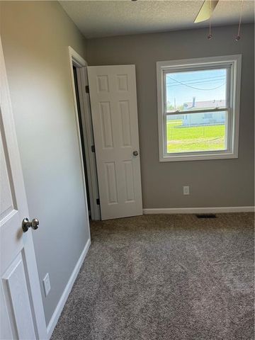 1515 Alleghany Street, Burlington, KS 66839