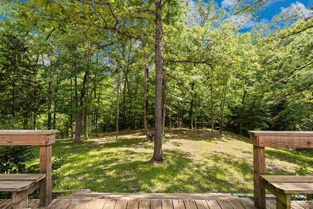 1626 MEADOWS LN., Longview, TX 75603