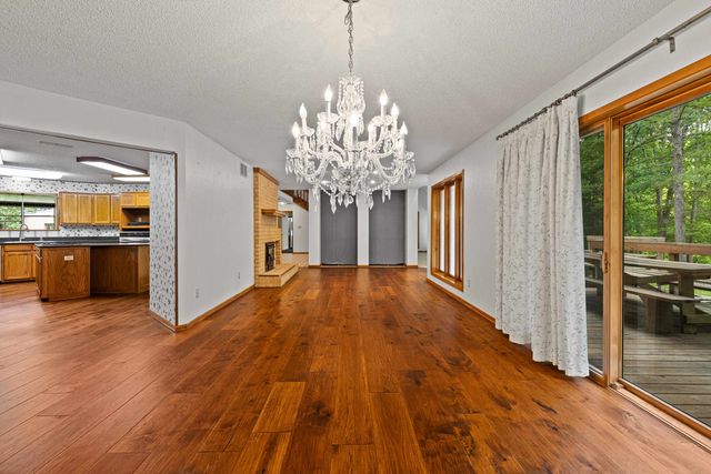 1626 MEADOWS LN., Longview, TX 75603